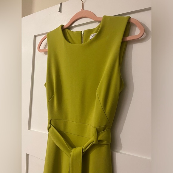 Calvin Klein Tie Waist Midi Dress Color celery/keylime/olive - Picture 2 of 3